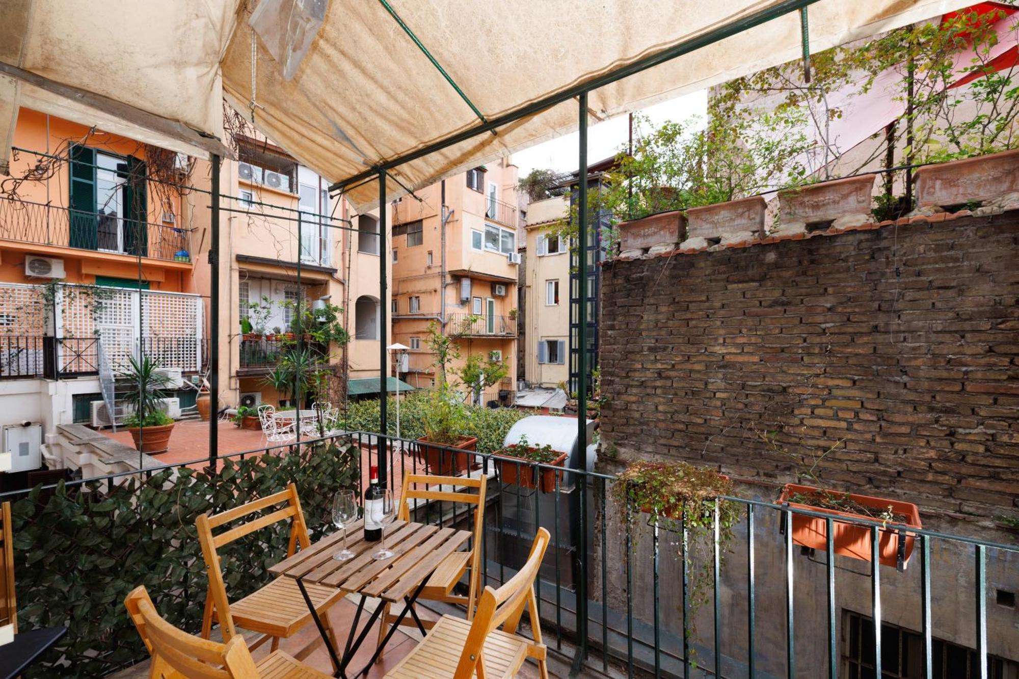 רומא Gesu E Maria Balcony Apt At Spanish Steps מראה חיצוני תמונה
