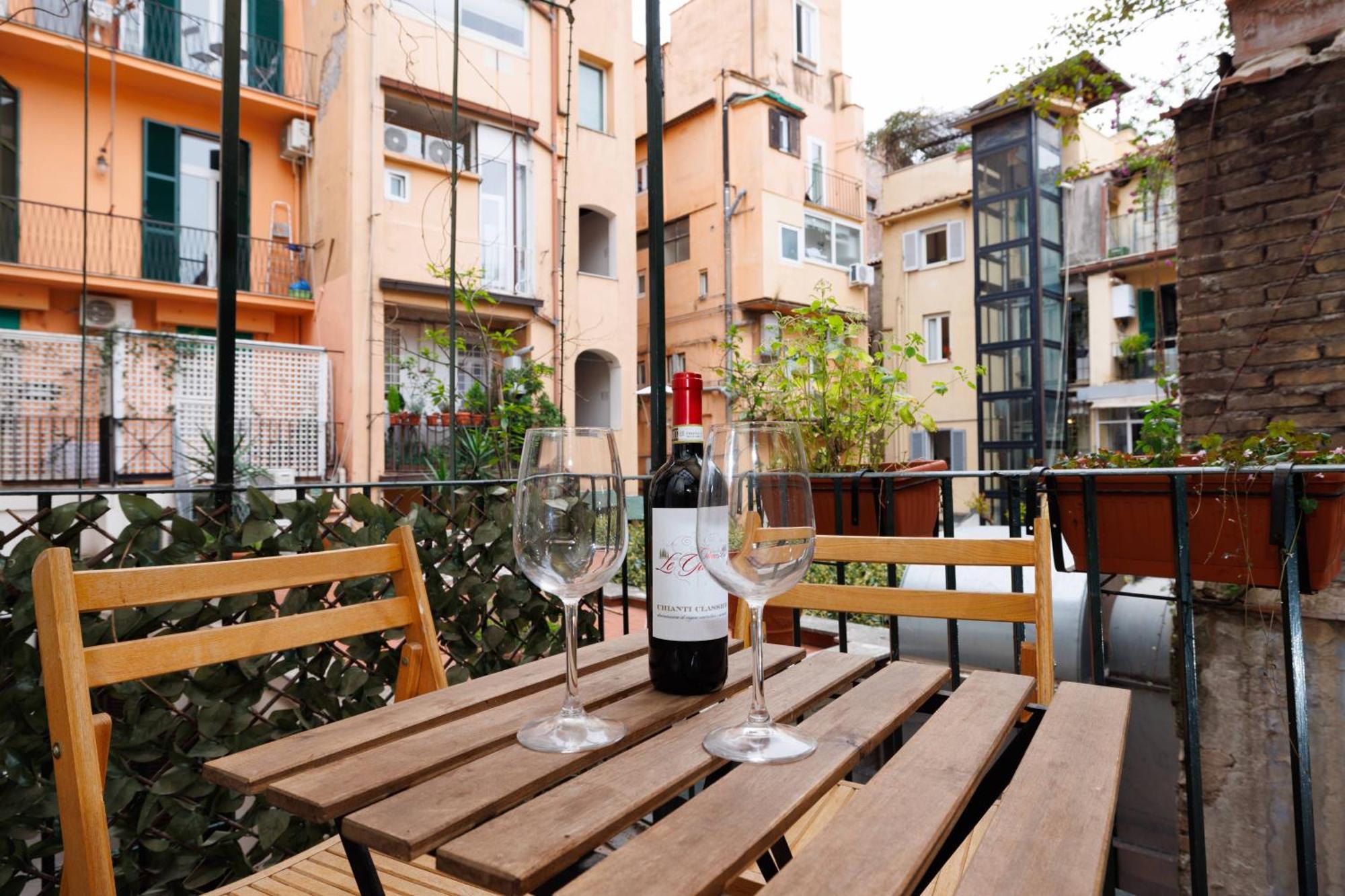 רומא Gesu E Maria Balcony Apt At Spanish Steps מראה חיצוני תמונה